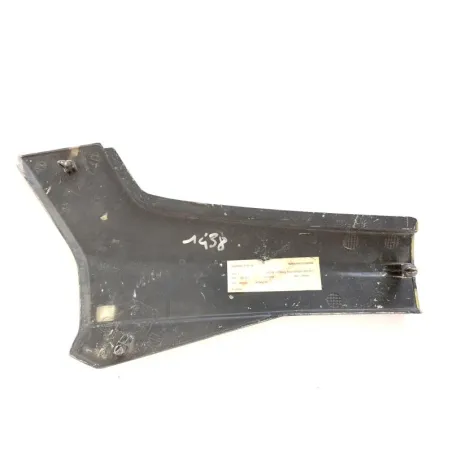 Cache carenage sous selle droit HONDA VF 400 F 1983-1984