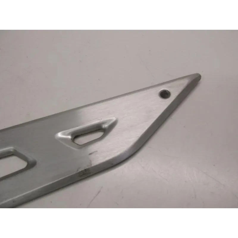 Cache lateral gauche SUZUKI GSX F 750 1989-1997