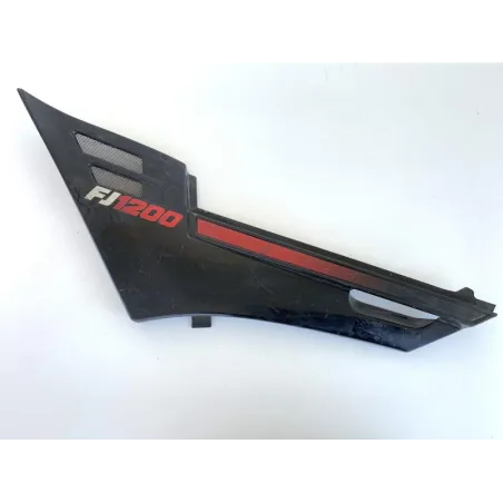 Cache carenage sous selle gauche YAMAHA FJ 1200 1986-1987