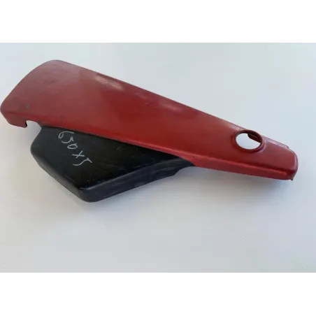 Cache carenage sous selle gauche YAMAHA XJ 650 1980-1983