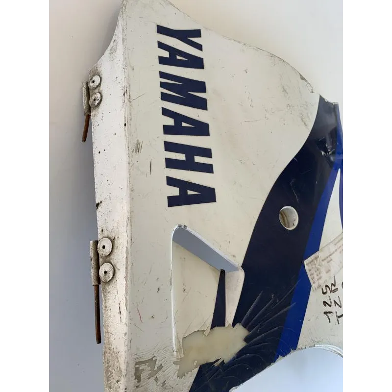 Cache flanc de carenage droit YAMAHA TZR 125 1987-1989