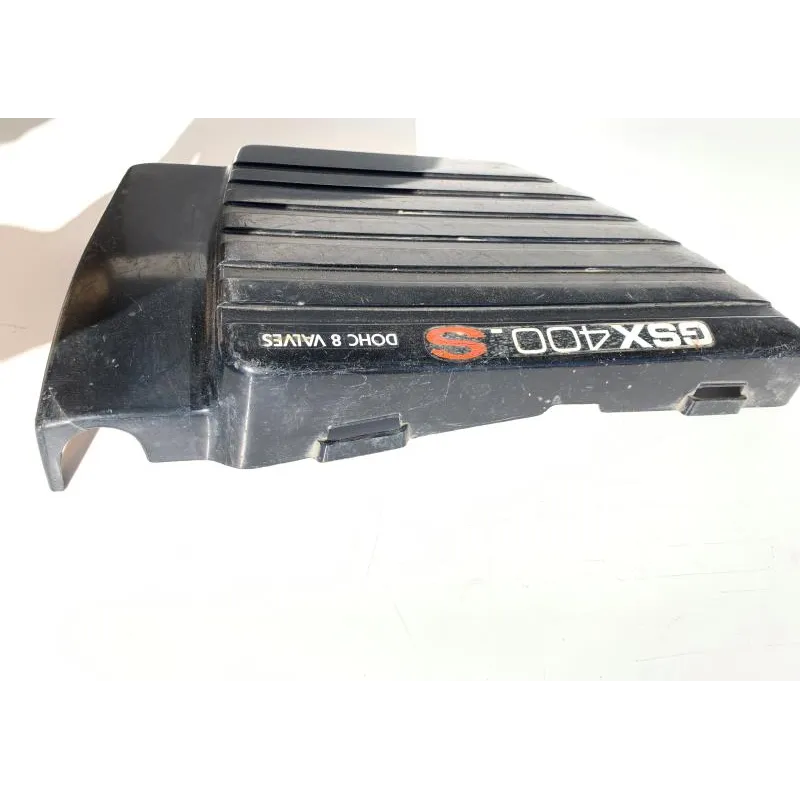 Cache carenage sous selle droit SUZUKI GSX 400 S 1980-1981