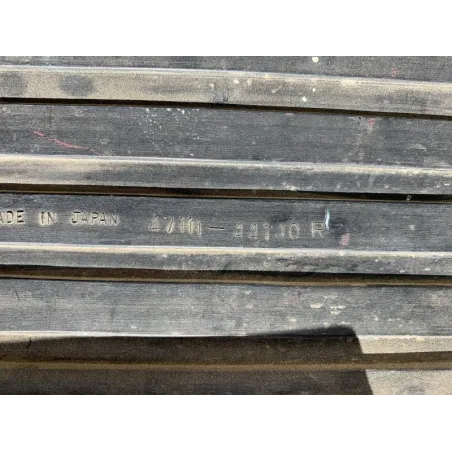 Cache carenage sous selle droit SUZUKI GSX 400 S 1980-1981