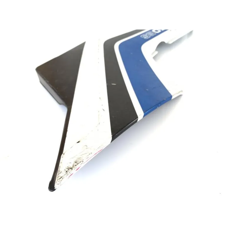 Cache carenage sous selle droit SUZUKI GS 550 ES 1983-1986