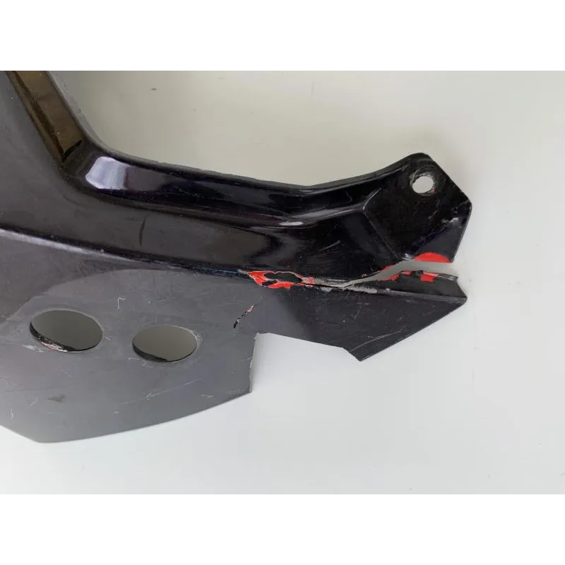 Cache jonction coque arriere SUZUKI GSXR 1100 1989-1990