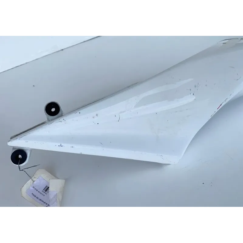 Cache carenage coque arriere gauche KAWASAKI NINJA 250 R 2011-2012