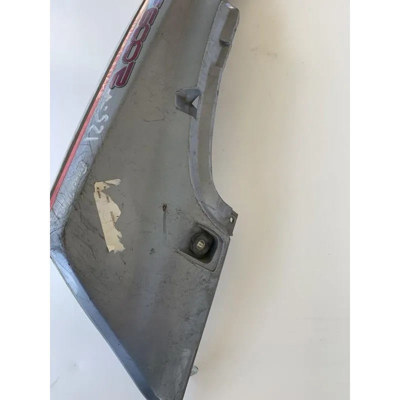 Cache carenage coque arriere gauche SUZUKI RF 600 R 1993-1998