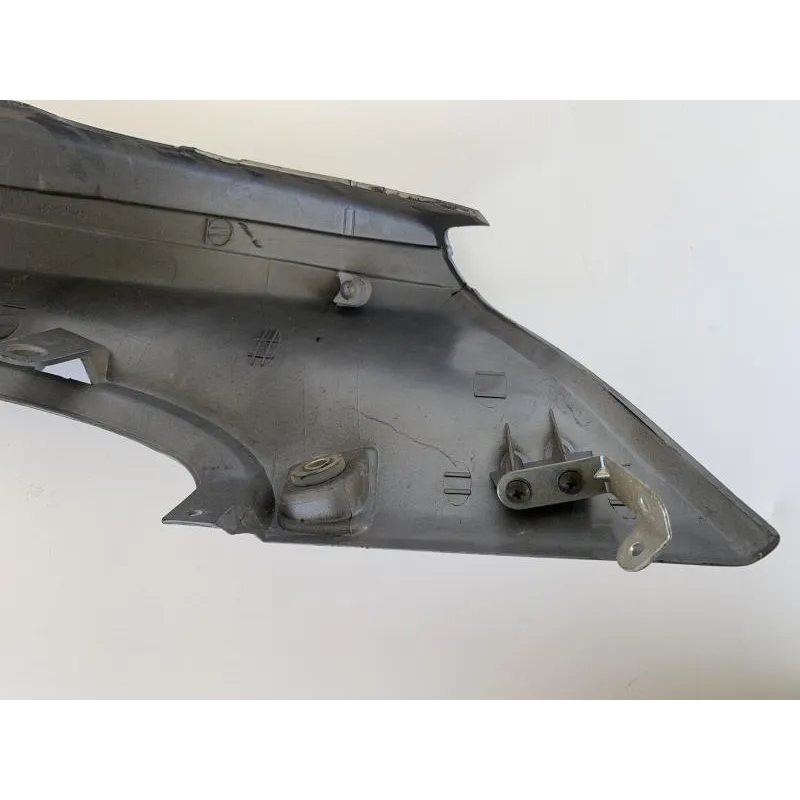 Cache carenage coque arriere gauche SUZUKI RF 600 R 1993-1998