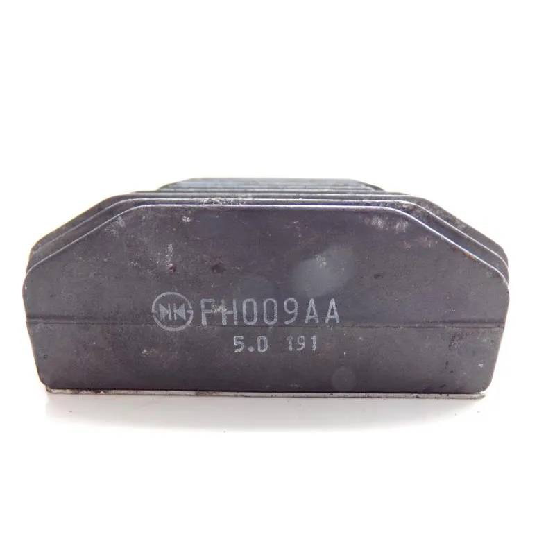 Regulateur charge batterie TRIUMPH ROCKET III 2300 2004-2009 CLASSIC