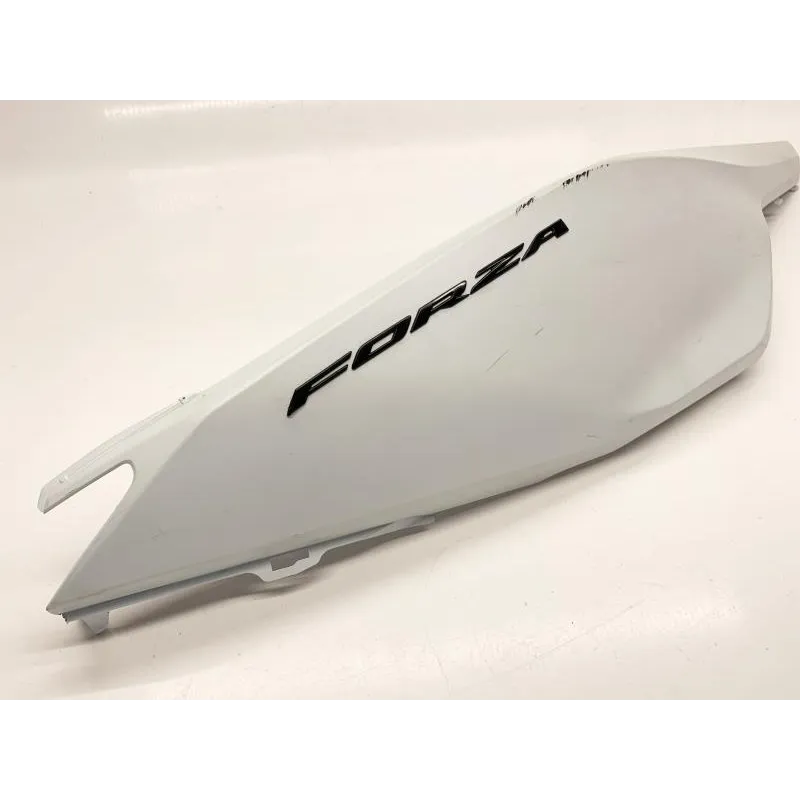 Cache carenage coque arriere droit HONDA NSS 300 2018-2019 FORZA