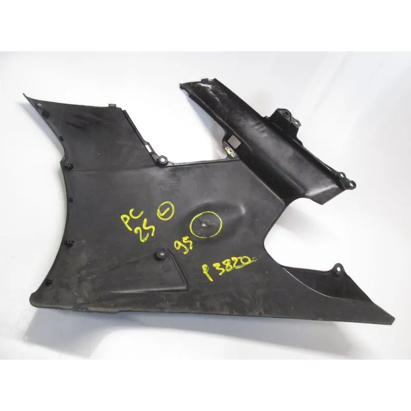 cache carenage face avant droit HONDA CBR 600 F 1991-1994
