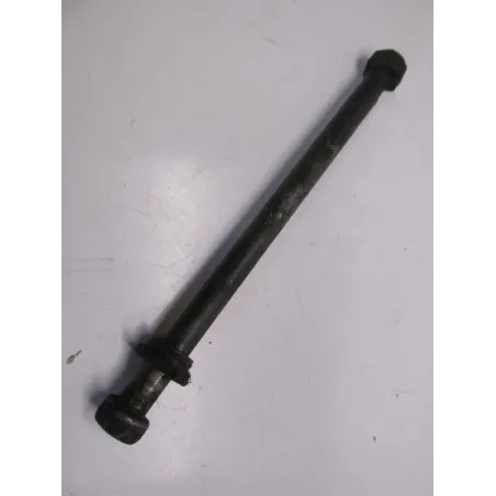 Axe de roue arriere YAMAHA SR 125 1997-2002