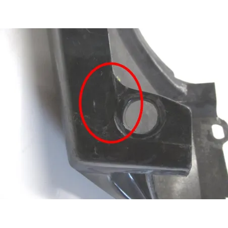 Cache carenage coque arriere droit SUZUKI GSF 400 1991-1993 BANDIT