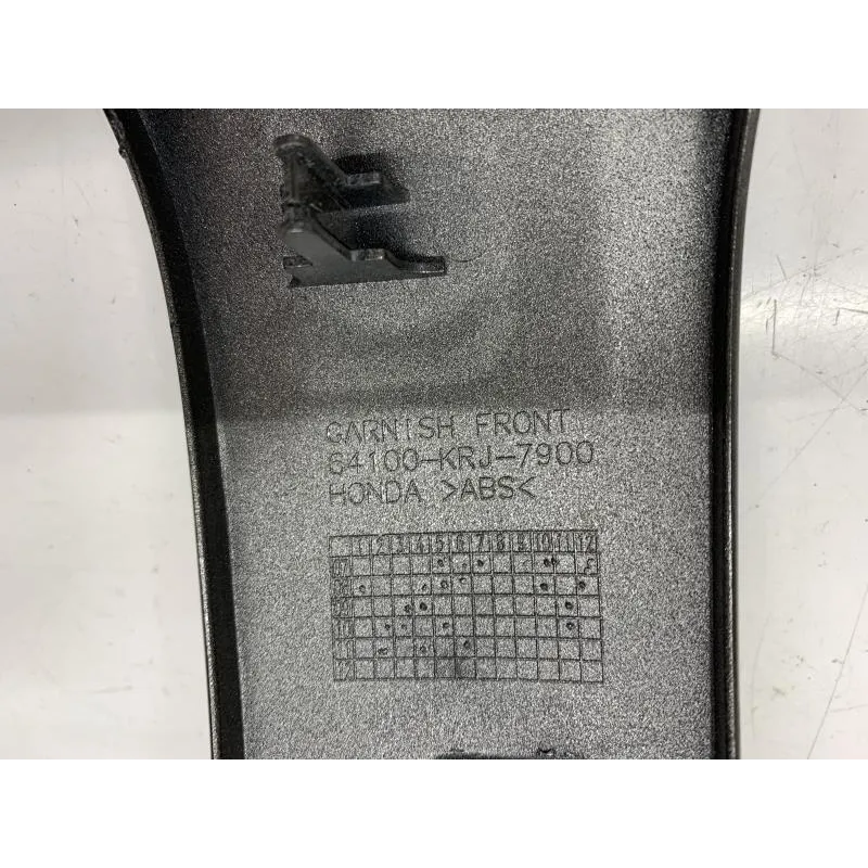 Cache carenage face avant HONDA FES 125 2007-2013 S-WING