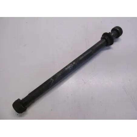 Axe de roue arriere YAMAHA SR 125 1997-2002