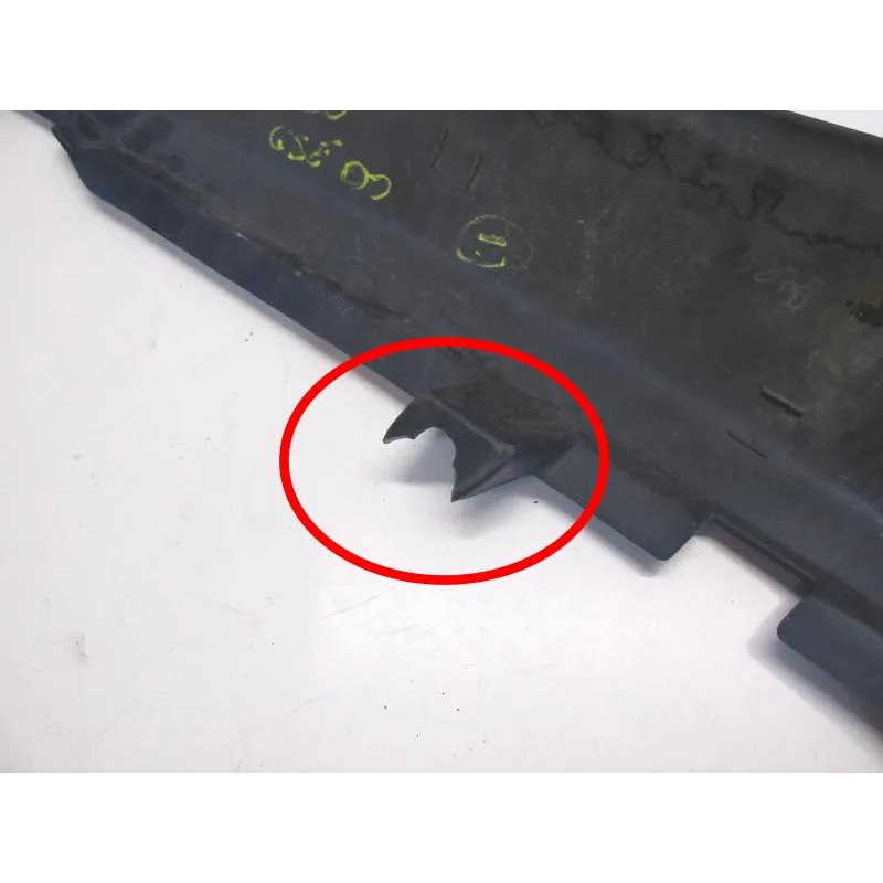 Cache carenage coque arriere droit SUZUKI GS 500 E 1989-1996
