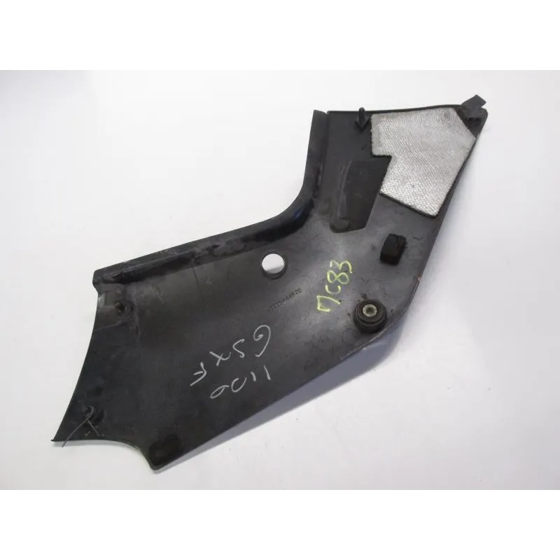 Cache lateral gauche SUZUKI GSX 1100 F 1988-1993
