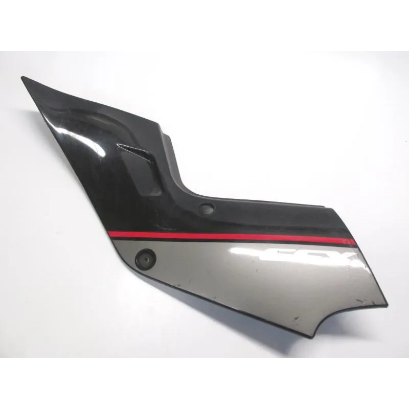Cache lateral gauche SUZUKI GSX 1100 F 1988-1993