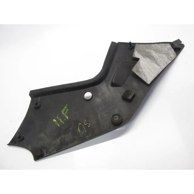 Cache lateral gauche SUZUKI GSX 1100 F 1988-1993