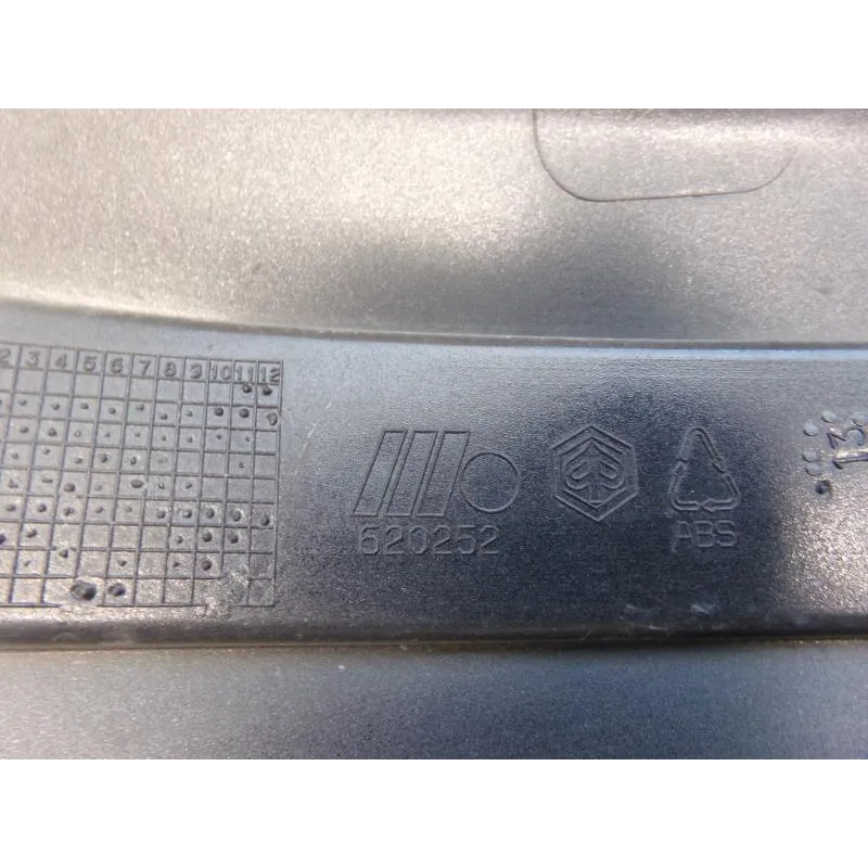 Cache carenage coque arriere droit PIAGGIO X EVO 125 2007-2016