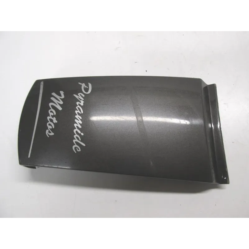 Cache jonction coque arriere SUZUKI GSXR 750 1996-1999