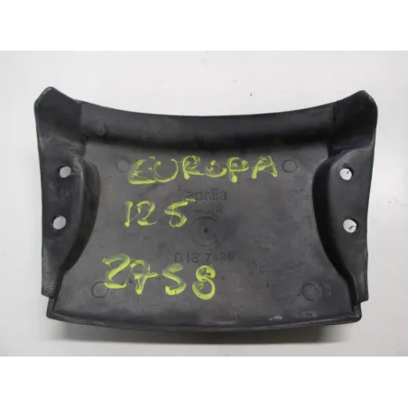 Cache jonction coque arriere APRILIA EUROPA 125 1990-1991