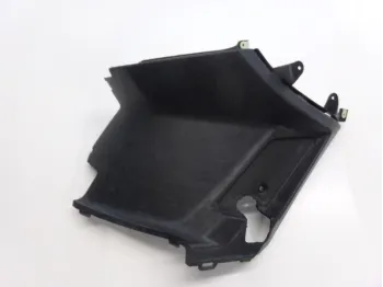 Cache flanc de carenage gauche PEUGEOT KISBEE 50 2011-2012 4T