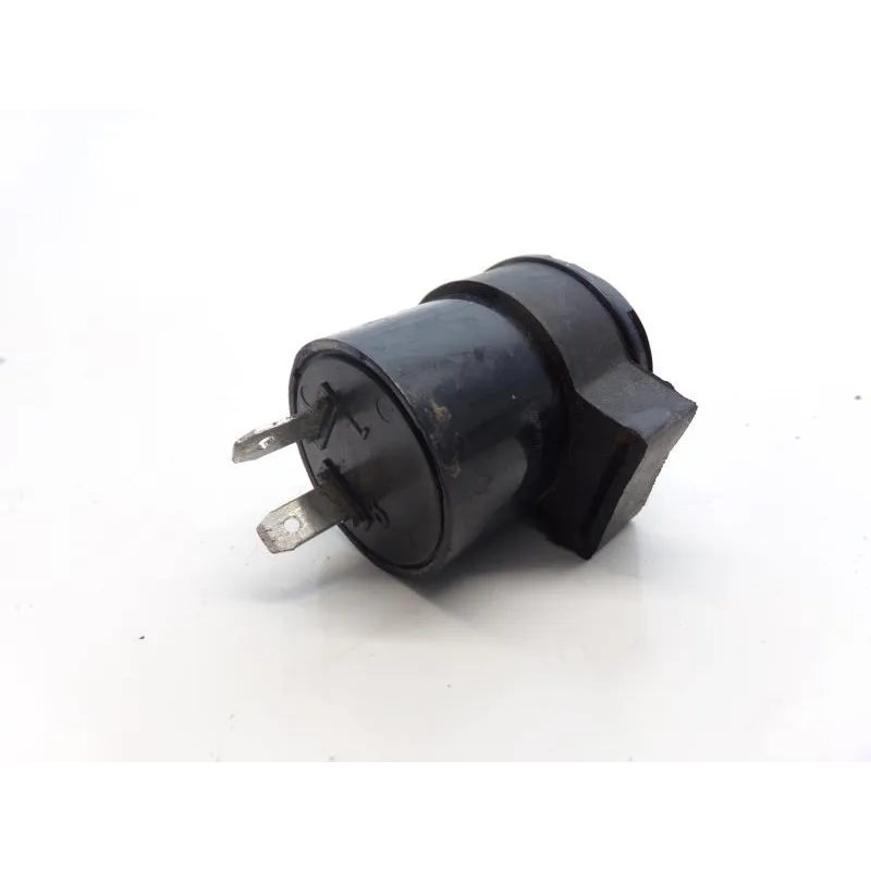 Relais de clignotant PEUGEOT KISBEE 50 2011-2012 4T