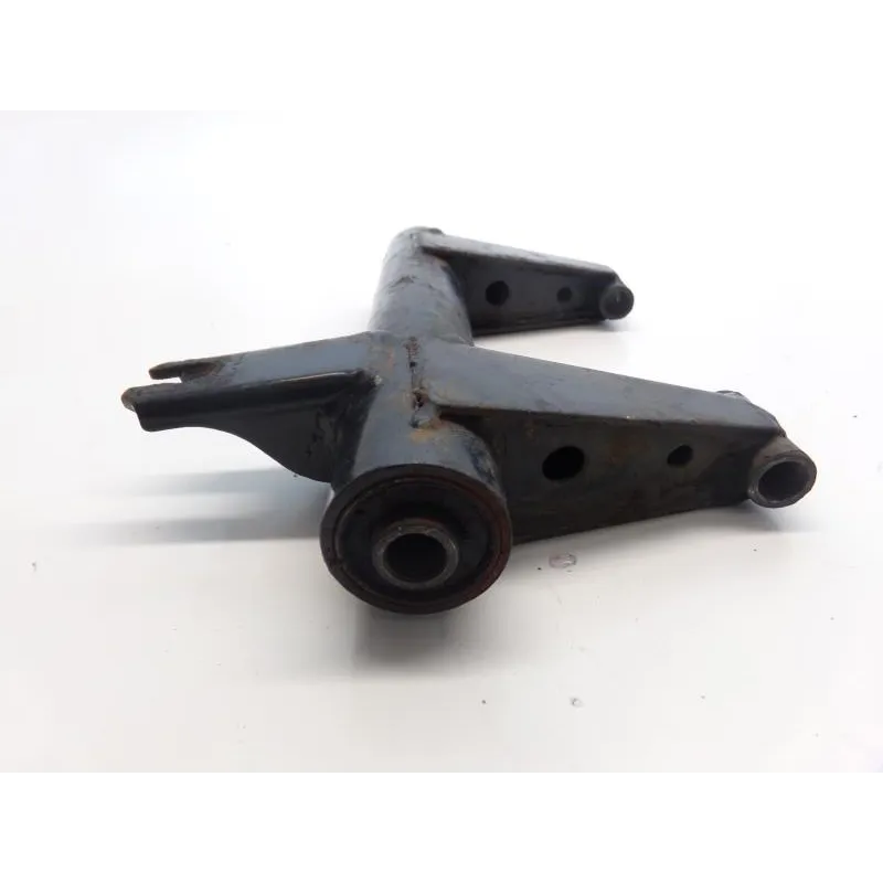 Support moteur PEUGEOT KISBEE 50 2011-2012 4T
