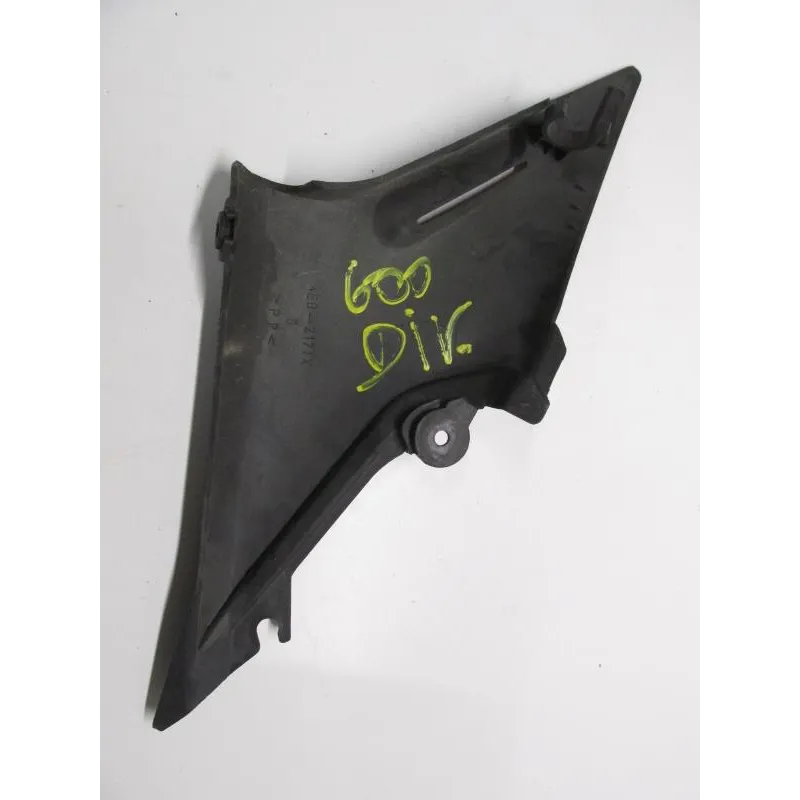 Cache carenage sous selle droit YAMAHA XJ 600 S 1996-2002 DIVERSION