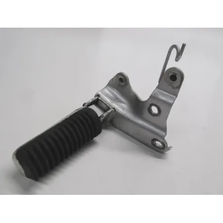 Repose pieds arriere droit YAMAHA XP 500 2005-2007 TMAX ABS