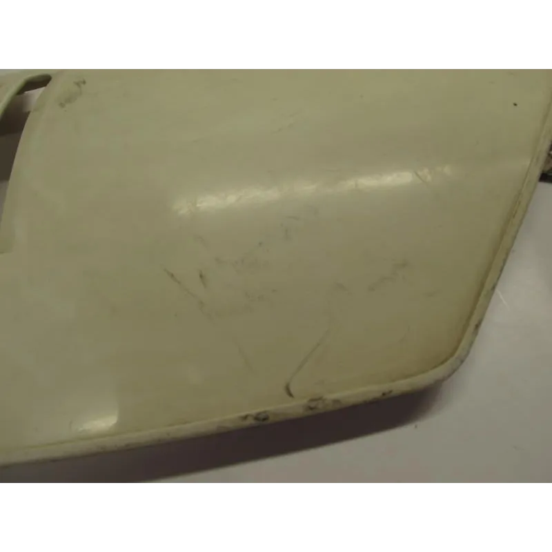 Cache lateral droit SUZUKI DR 125 1989-1993