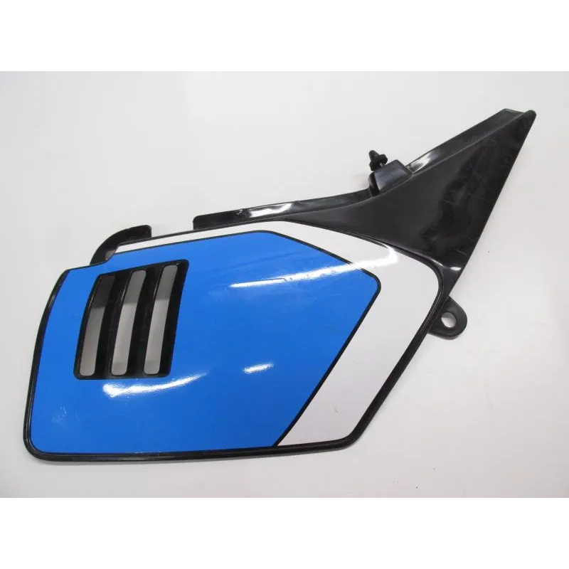 Cache lateral droit SUZUKI DR 125 1989-1993