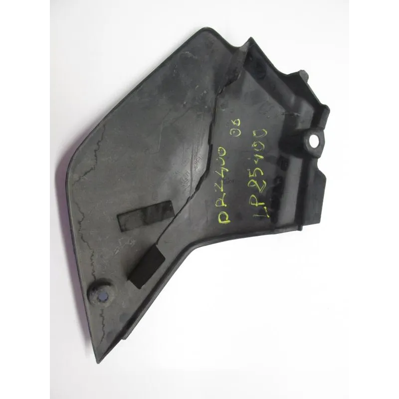 Cache carenage sous selle gauche SUZUKI DRZ 400 SM 2005-2009