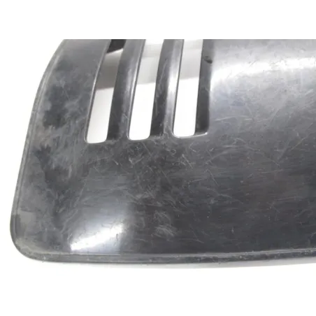 Cache lateral droit SUZUKI DR 125 1989-1993