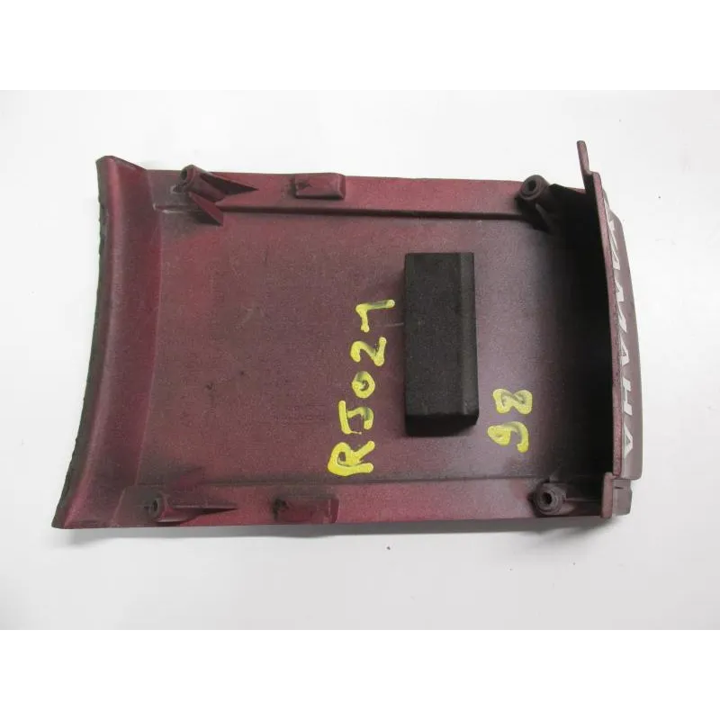 Cache jonction coque arriere YAMAHA FZS 600 1998-2003 FAZER