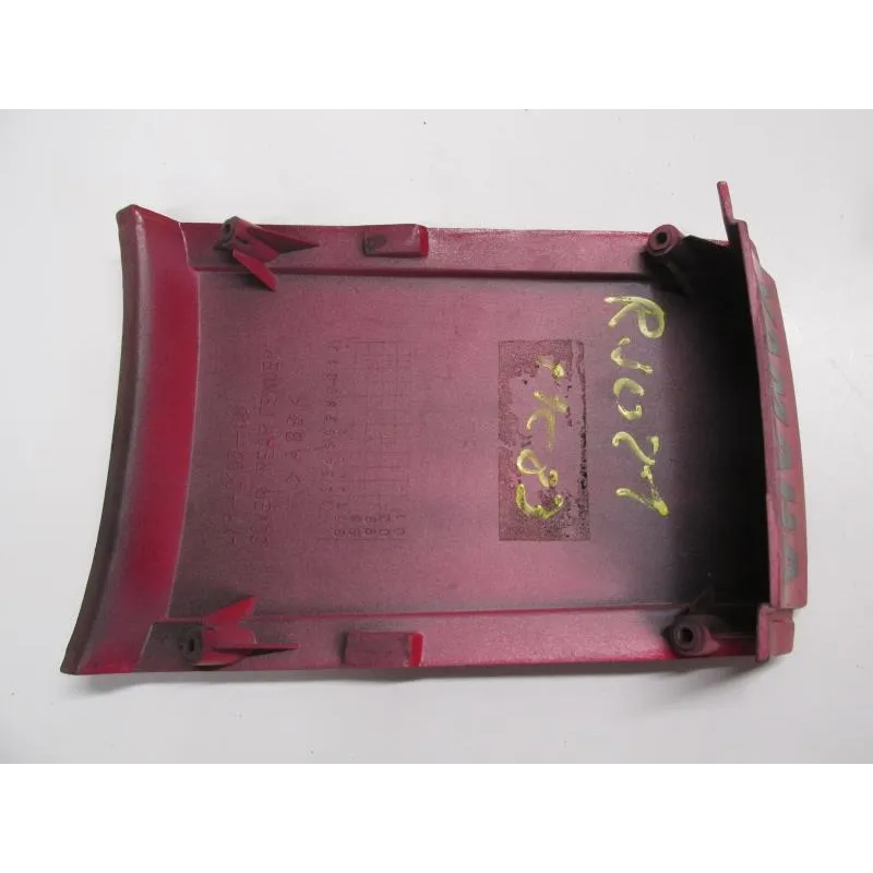Cache jonction coque arriere YAMAHA FZS 600 1998-2003 FAZER
