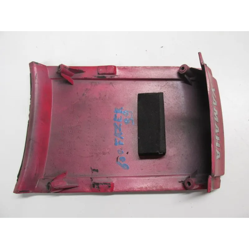 Cache jonction coque arriere YAMAHA FZS 600 1998-2003 FAZER