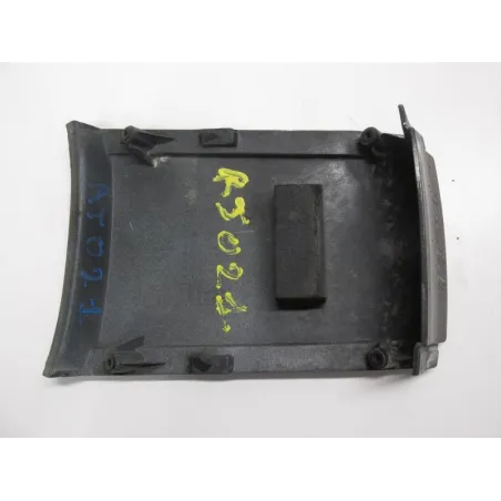 Cache jonction coque arriere YAMAHA FZS 600 1998-2003 FAZER