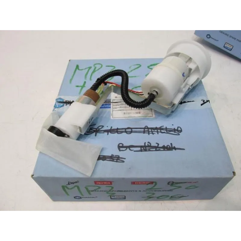 Pompe a essence PIAGGIO MP3 125 2008-2011 IE