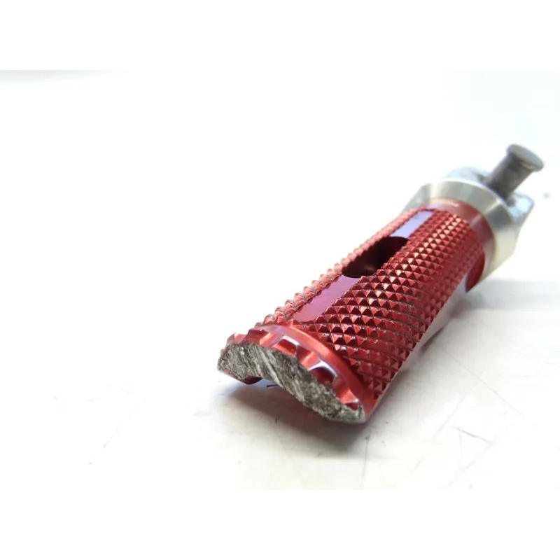 Repose pieds avant droit SUZUKI SFV 650 2009-2016 GLADIUS