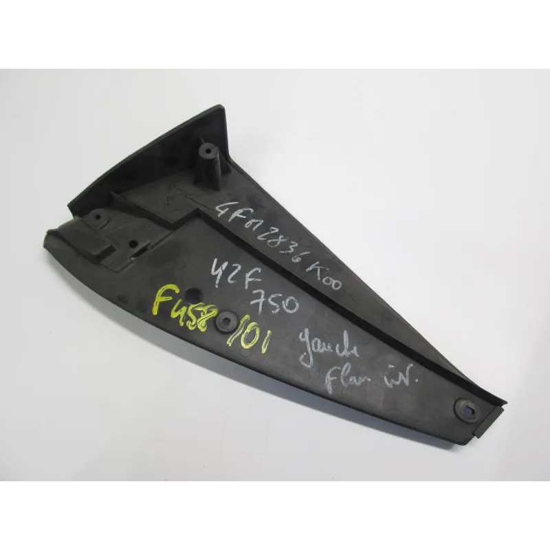 Cache interieur carenage gauche YAMAHA YZF 750 R 1993-1996