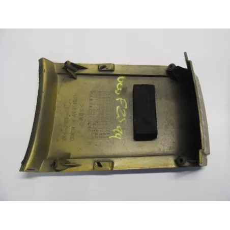 Cache jonction coque arriere YAMAHA FZS 600 1998-2003 FAZER