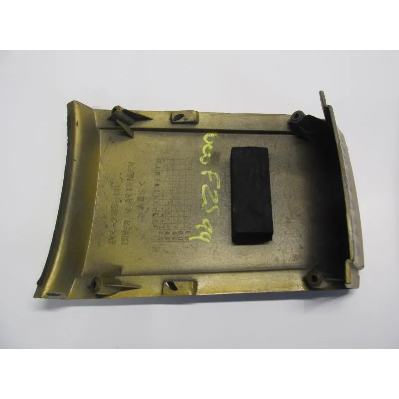 Cache jonction coque arriere YAMAHA FZS 600 1998-2003 FAZER