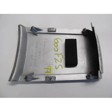 Cache jonction coque arriere YAMAHA FZS 600 1999-2003 FAZER