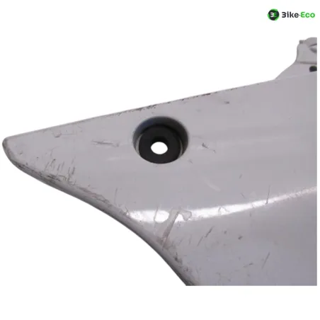 Cache carenage sous selle gauche YAMAHA FJR 1300 2003-2005 ABS
