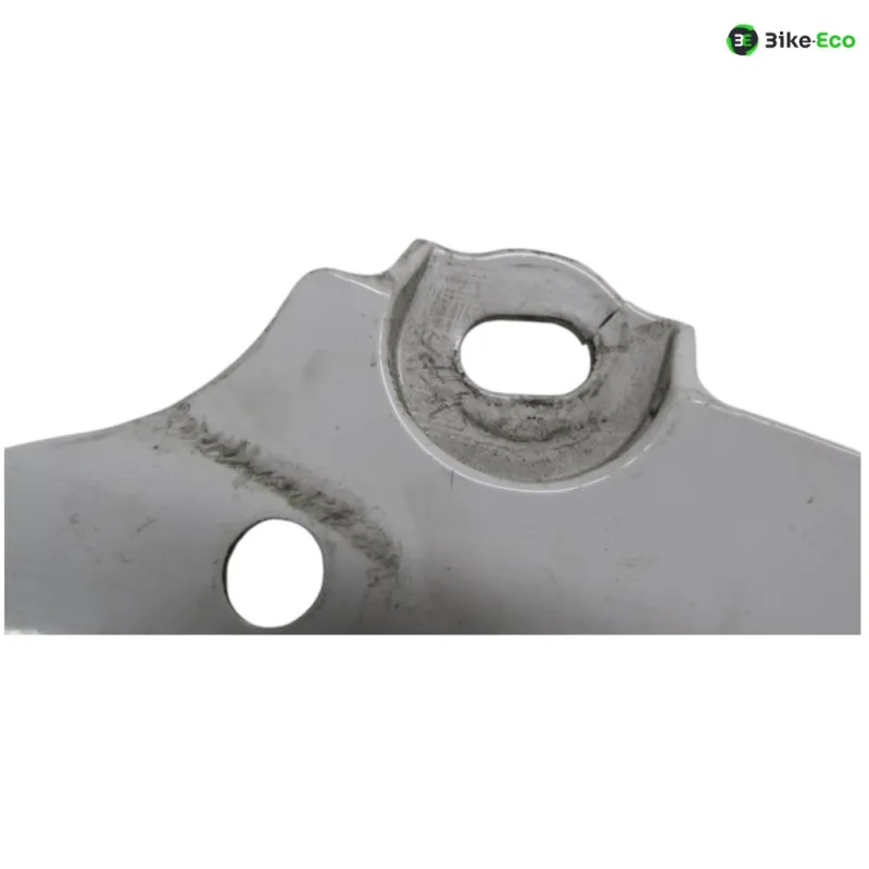 Cache carenage sous selle gauche YAMAHA FJR 1300 2003-2005 ABS