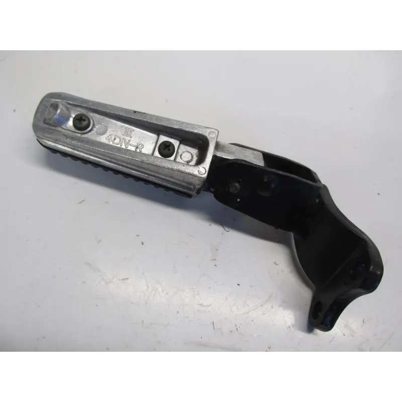 Repose pieds arriere droit YAMAHA YPR 125 2006-2009 XMAX