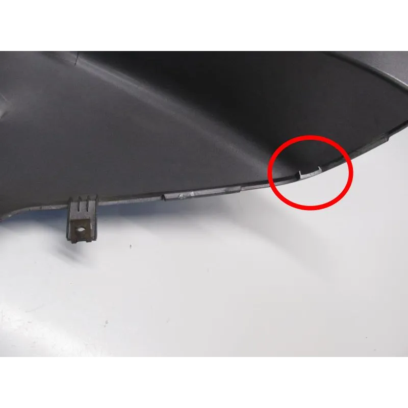 Cache carenage coque arriere gauche YAMAHA YPR 125 2006-2009 XMAX