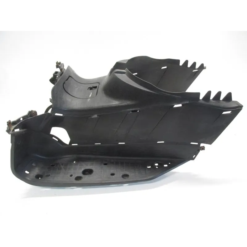 Plancher marche pied YAMAHA YPR 125 2006-2009 XMAX